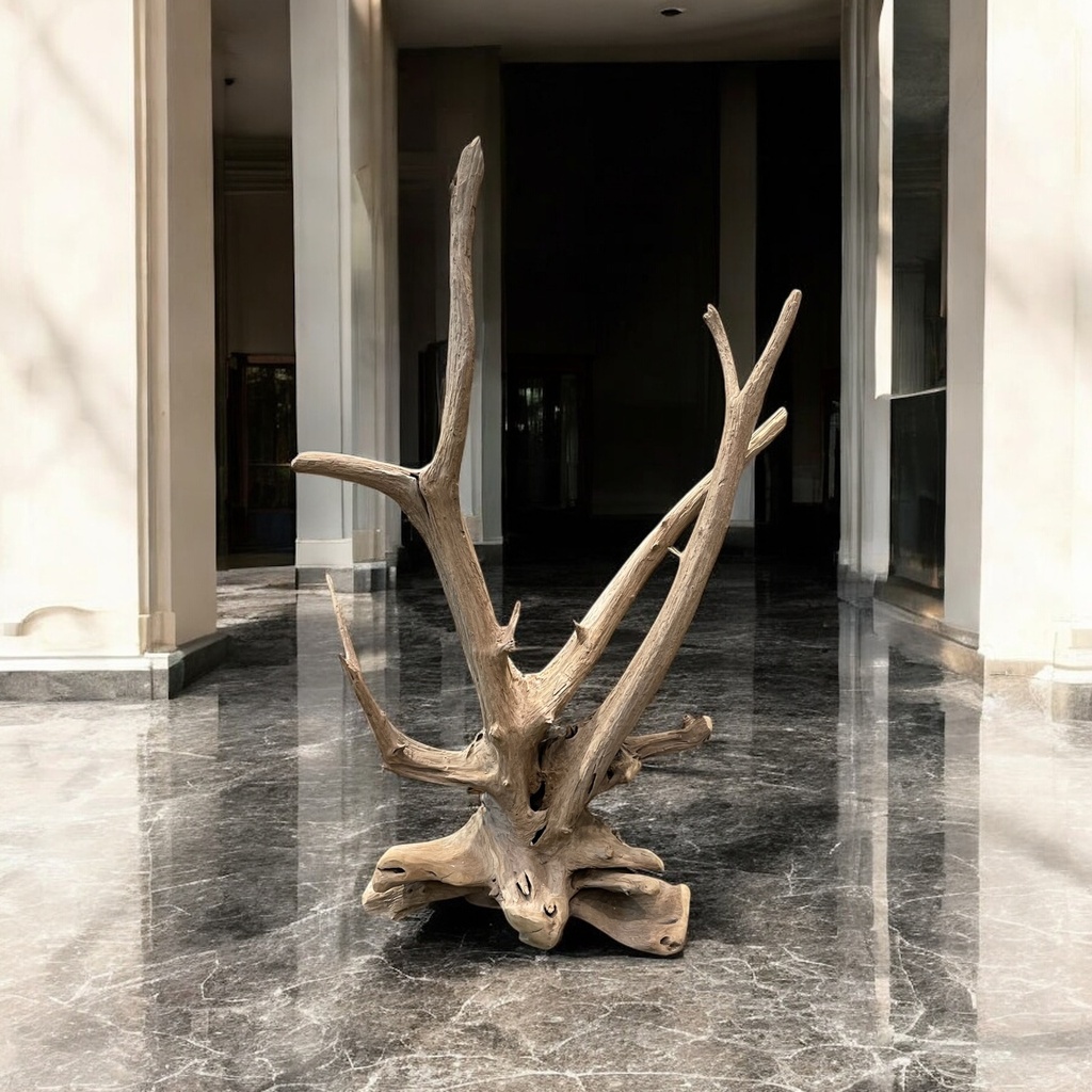 Wurzel aus Teakholz / Größe: ca. 70x50x155 cm