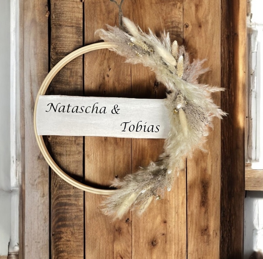 Hoop mit Wunschtext und Trockenblumen D:30cm